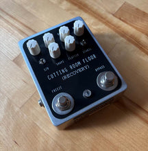 Cutting Room Floor V2 (Limited Edition Silver Sparkle Delay Pedal)