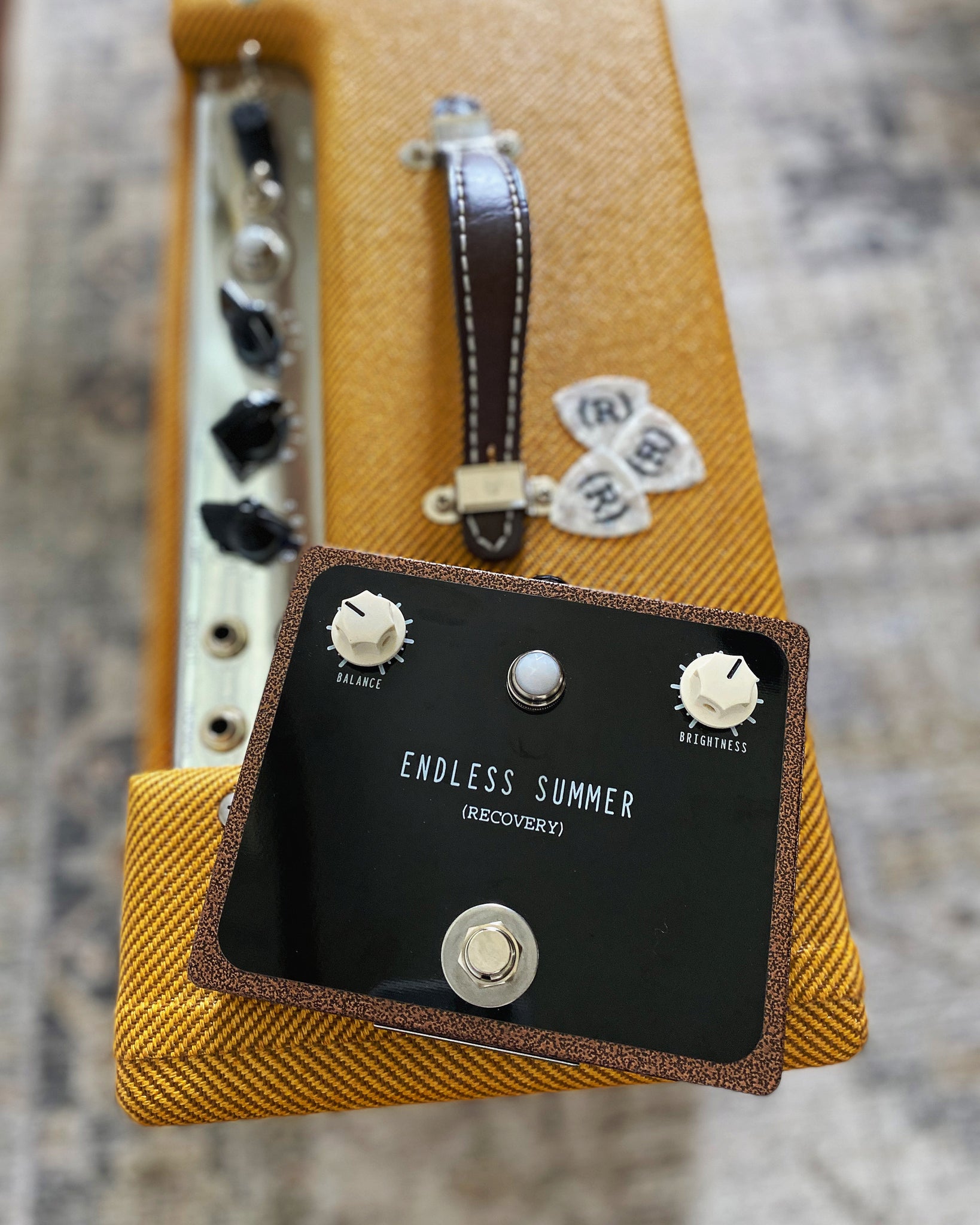 ENDLESS SUMMER PEDAL (Real Spring Reverb Booster Guitar Effects) Copper hammertone
